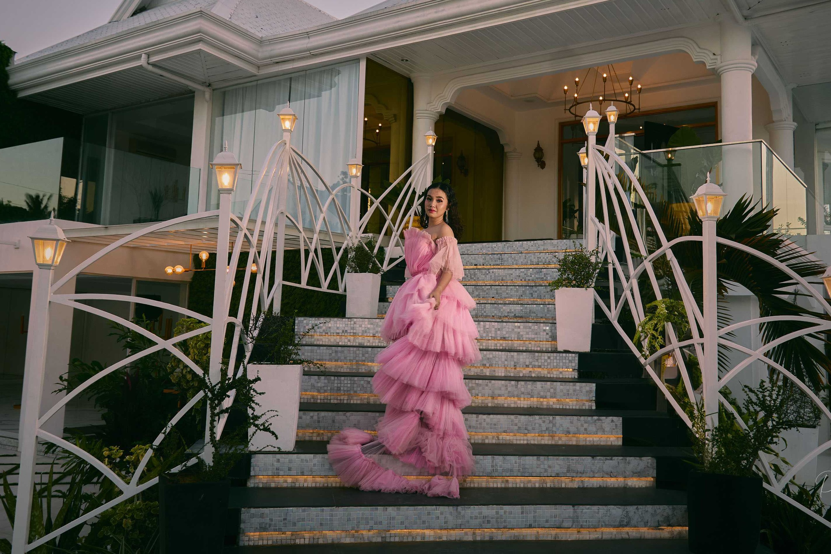 Mia Kirsten debut hero (desktop)